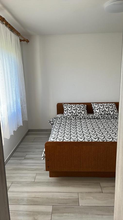 Apartments Linic นิน ภายนอก รูปภาพ