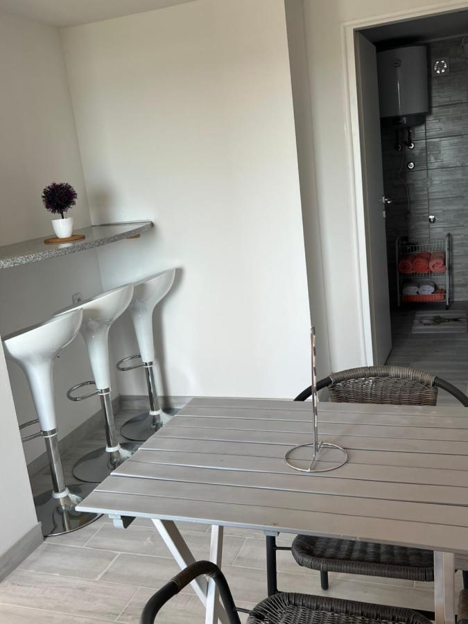 Apartments Linic นิน ภายนอก รูปภาพ